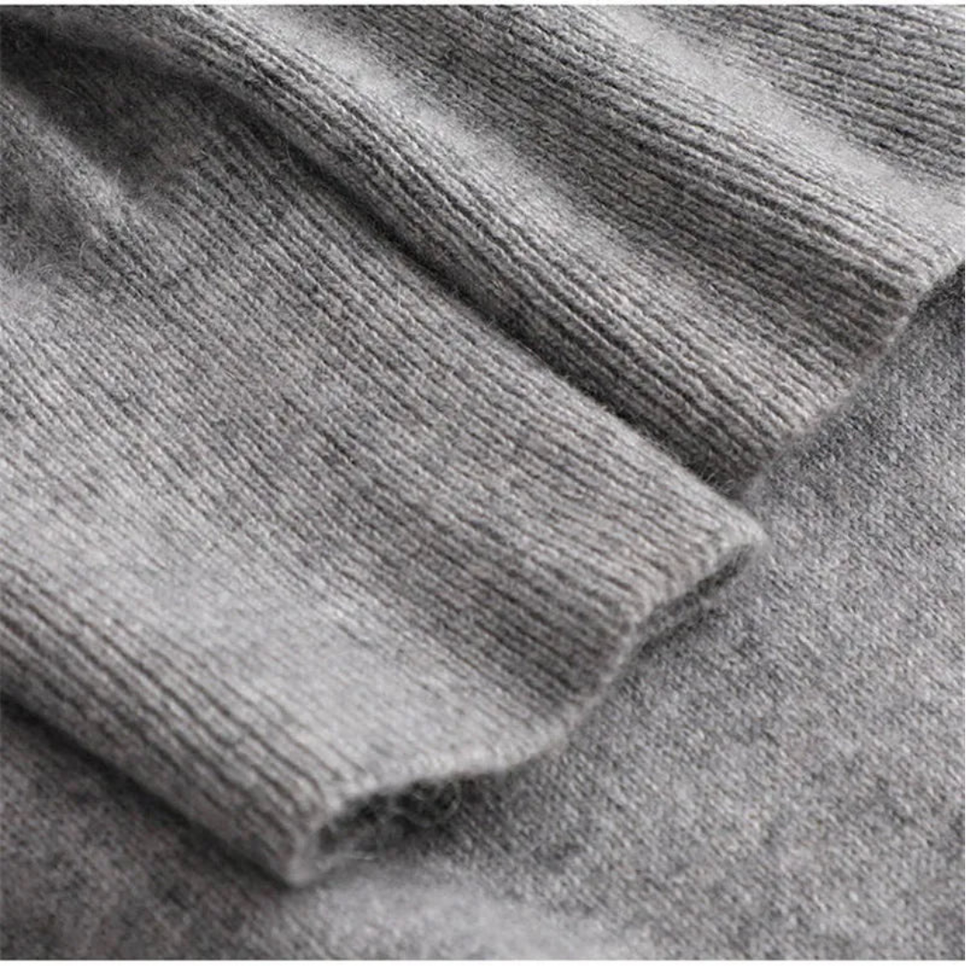 Pull homme col rond coupe classique à poignets côtelés 8