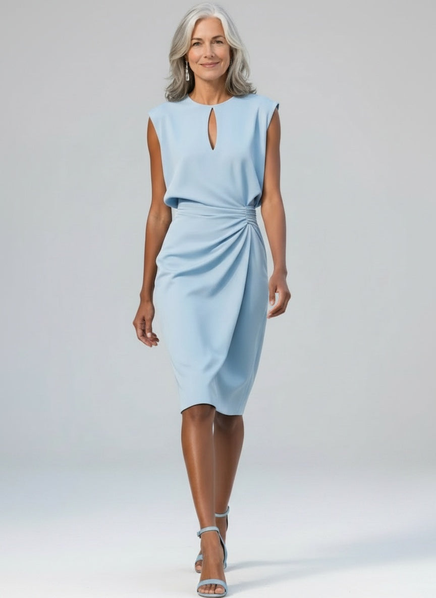 Full body view of the model wearing Midi cocktail jurk met keyhole hals en geplooide taille voor dames