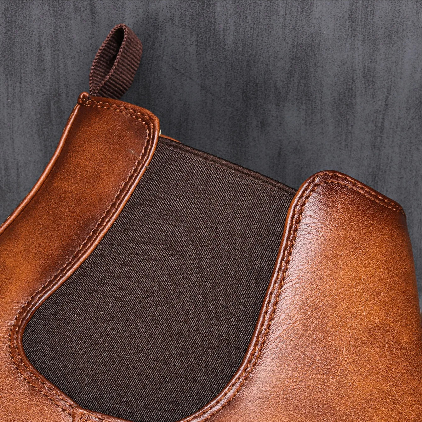 Bottines Chelsea homme en cuir sans lacets à bout rond 8