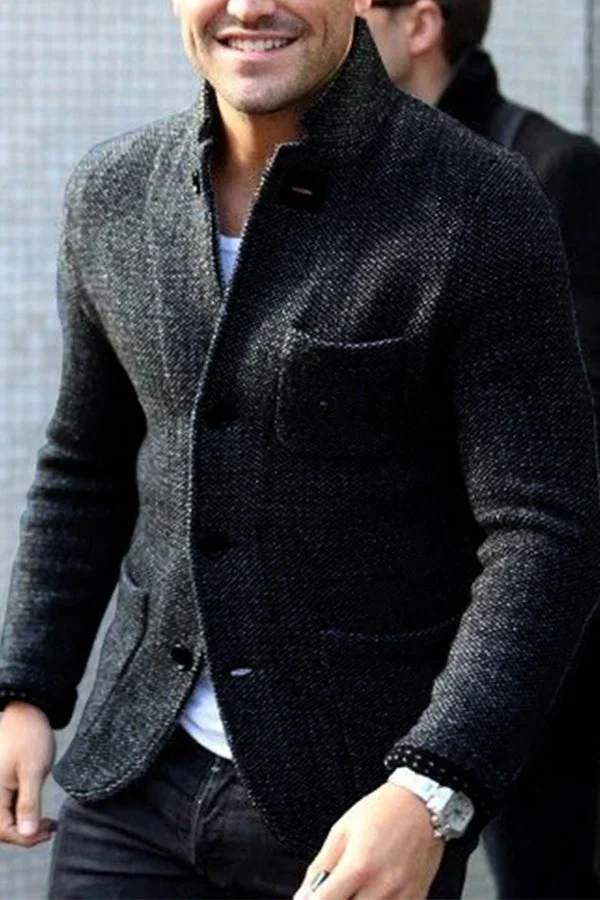 Cardigan homme en maille à col montant boutonné et poches plaquées 2