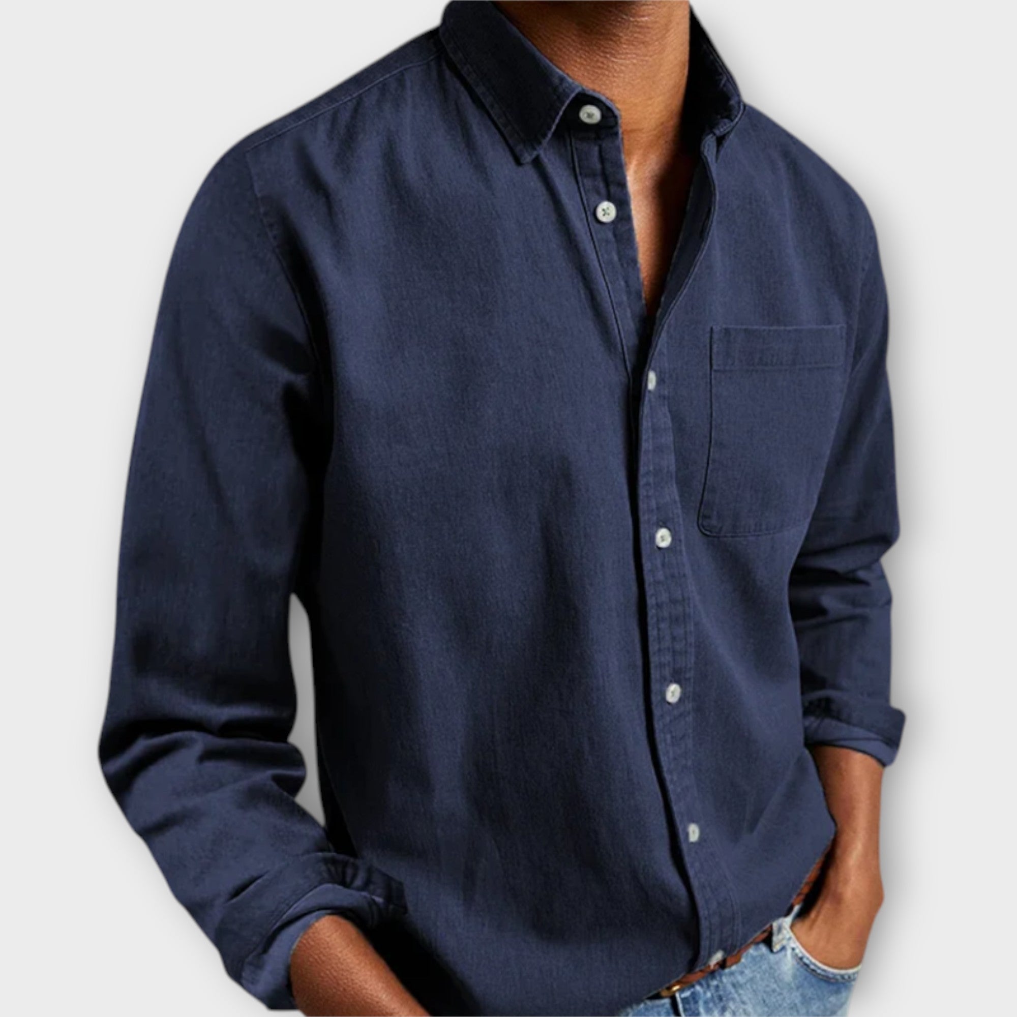 Chemise homme à col classique et poche poitrine 2