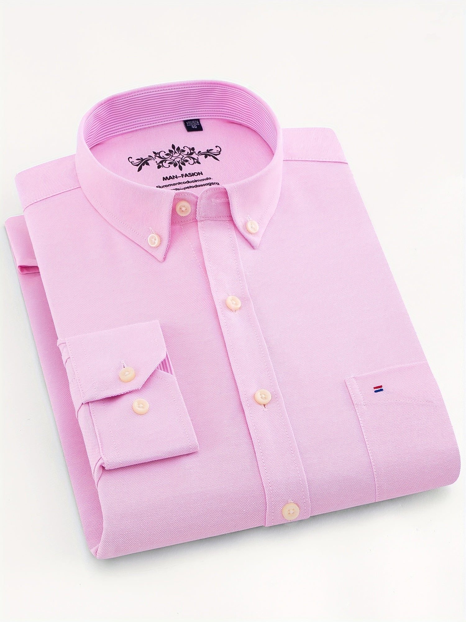 Chemise homme à manches longues col boutonné et poche poitrine 3