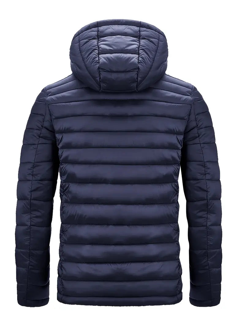 Doudoune homme à capuchon à matelassage horizontal et col montant 10