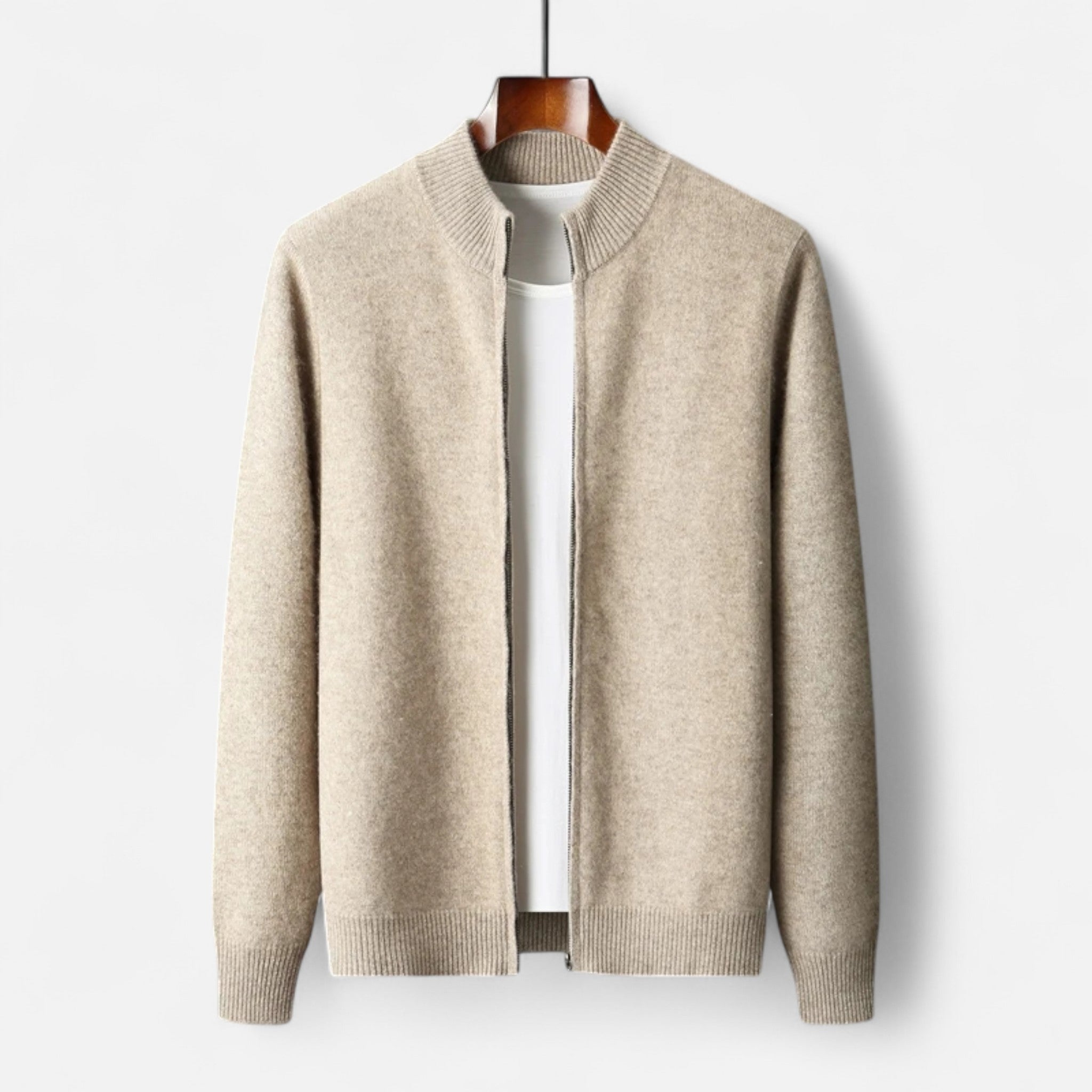 Gilet zippé homme en laine à col montant 9