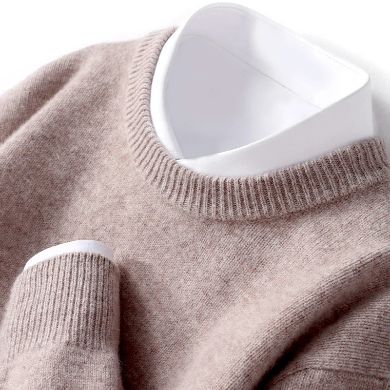 Pull col rond homme en maille coupe régulière 12