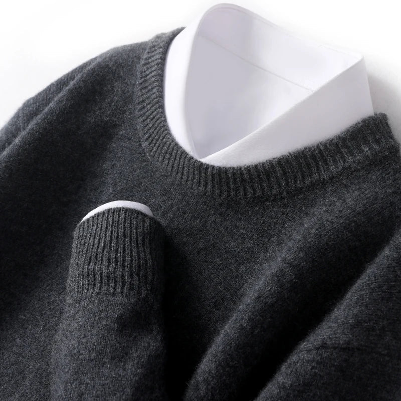 Pull col rond homme en maille coupe régulière 8