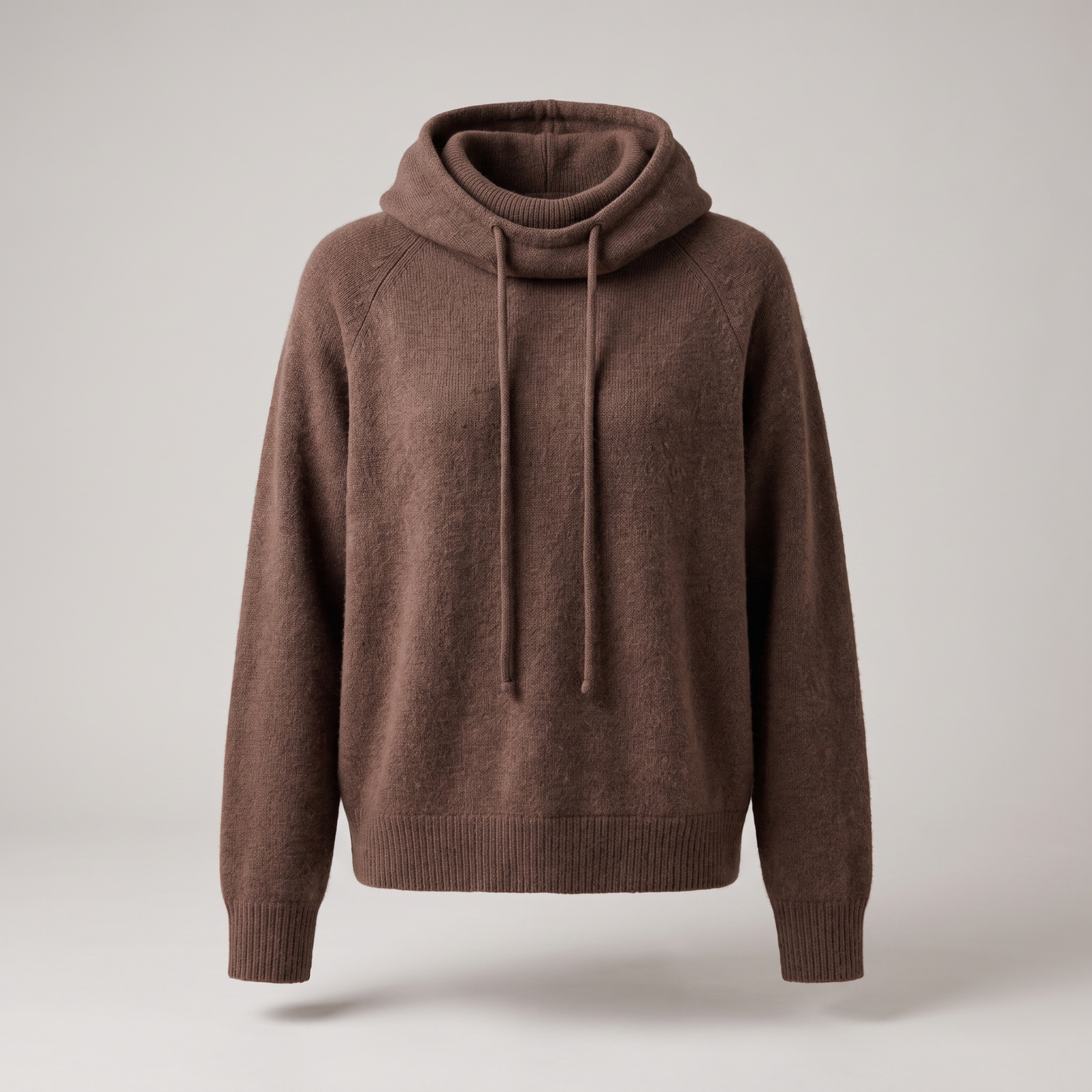 Pull femme à capuche en maille douce et chaude 3