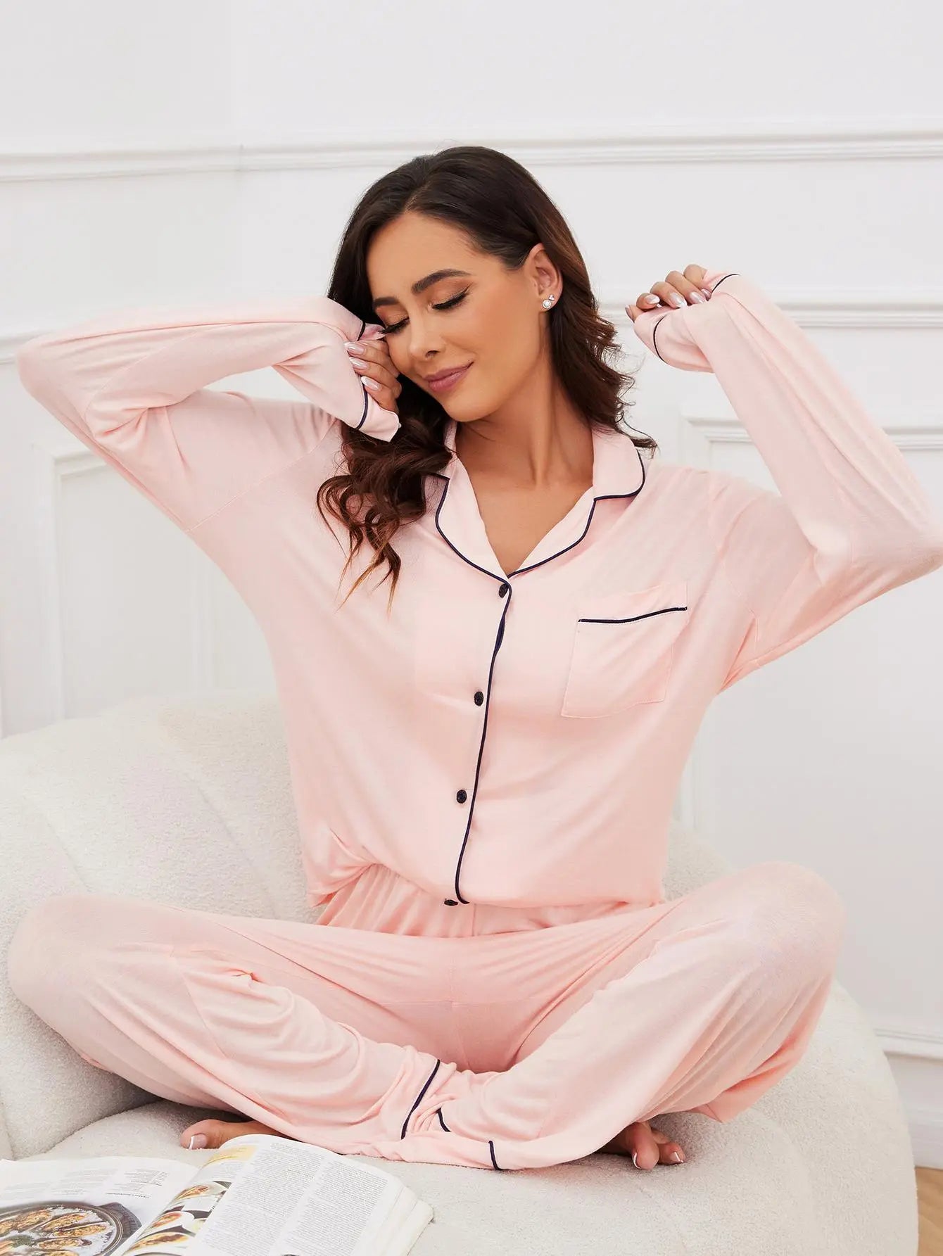 Pyjama femme à manches longues, haut chemise boutonné et pantalon 7
