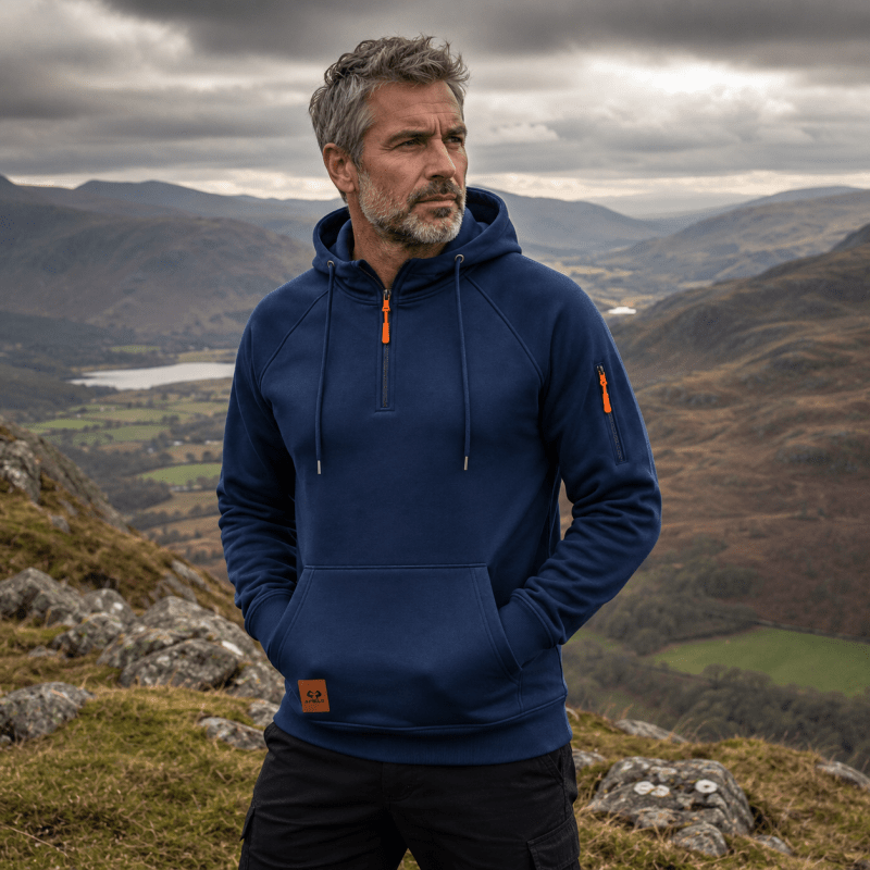 Sweat à capuche homme zippé à poche sur manche et doublure douillette 10