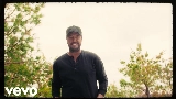 Miniature de la vidéo Country And She Knows It